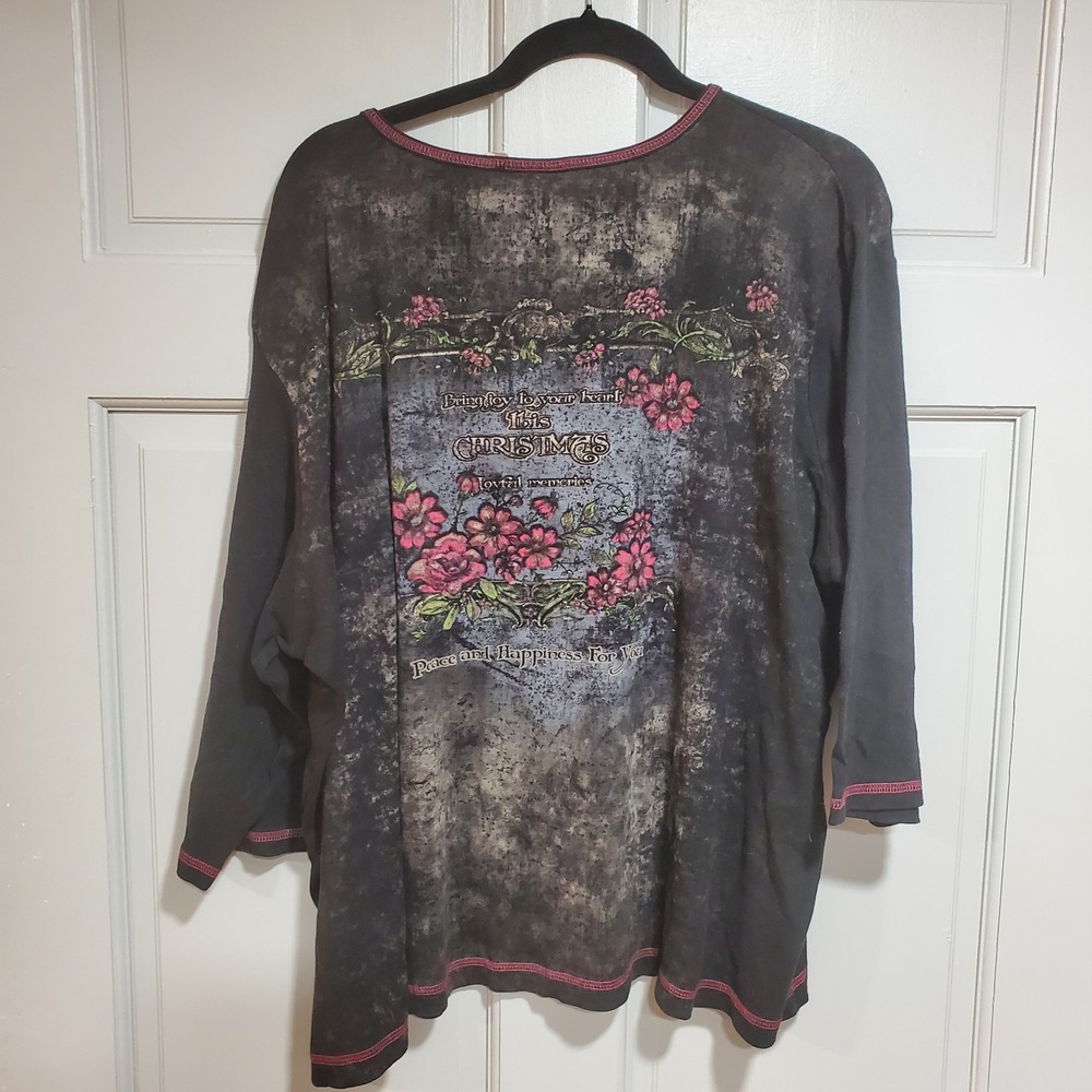 Essentials by Maggie T-shirt Top Womens Plus 2X Y2K Hippie Punk Grunge